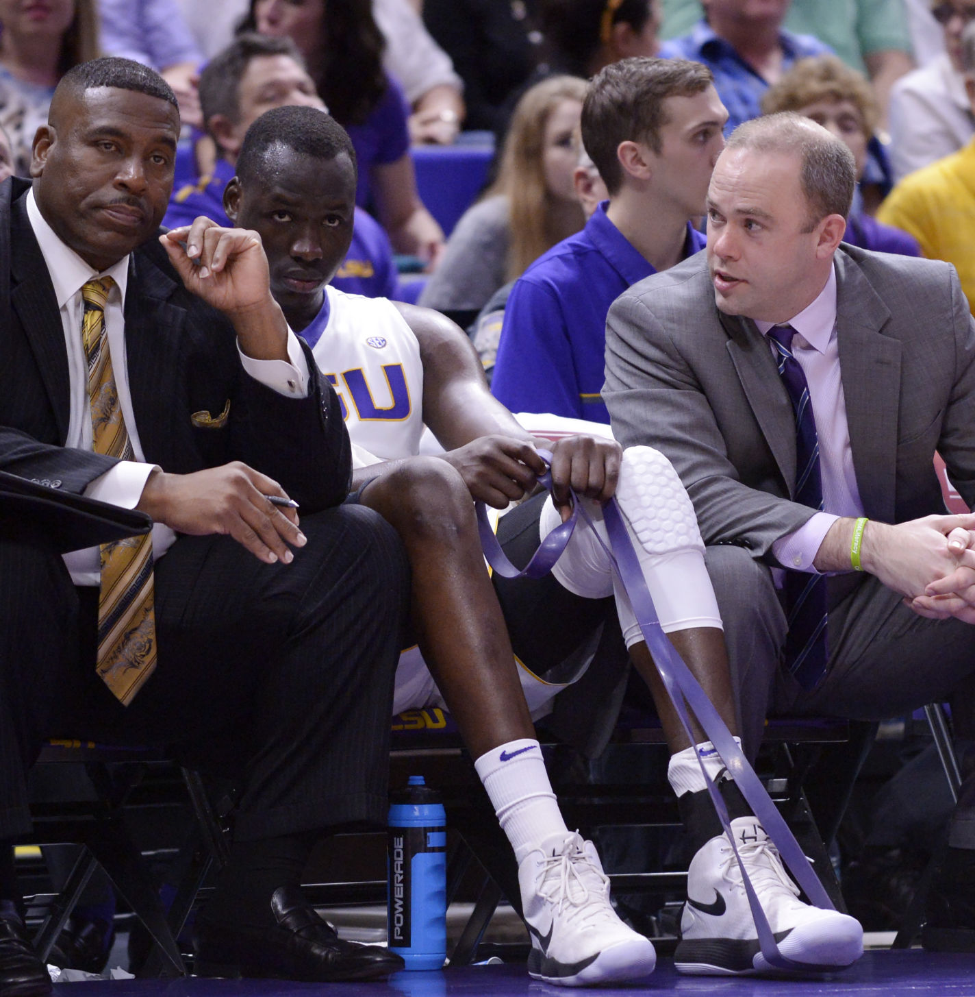 lsuvandybasketball.022118_HS_914